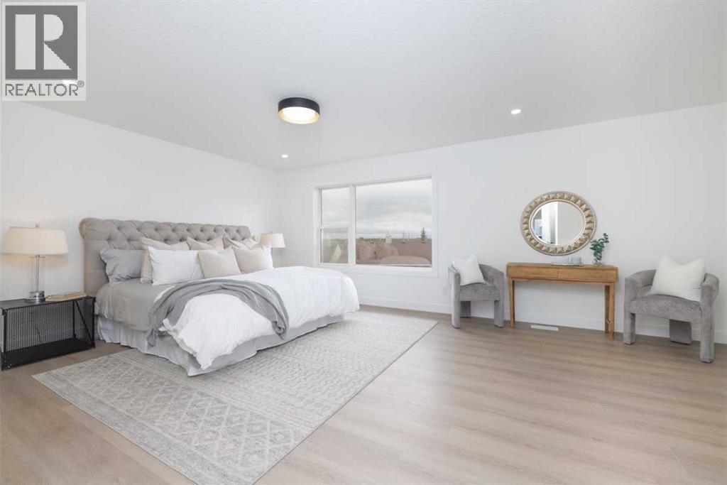 208 Coopers Hill Sw, Airdrie, Alberta  T4B 0B9 - Photo 16 - A2266940