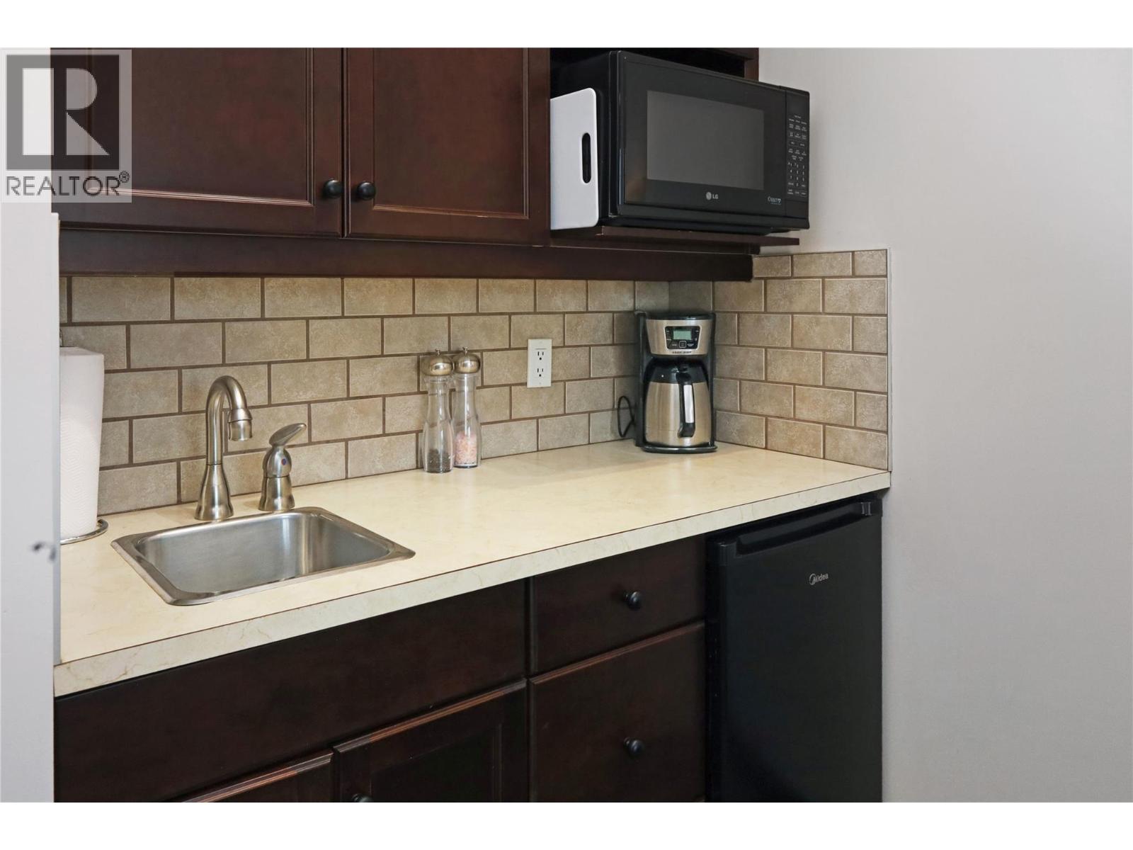 500 Bighorn Boulevard Unit# 532 B, Radium Hot Springs, British Columbia V0A 1M0 - Photo 32 - 10365046