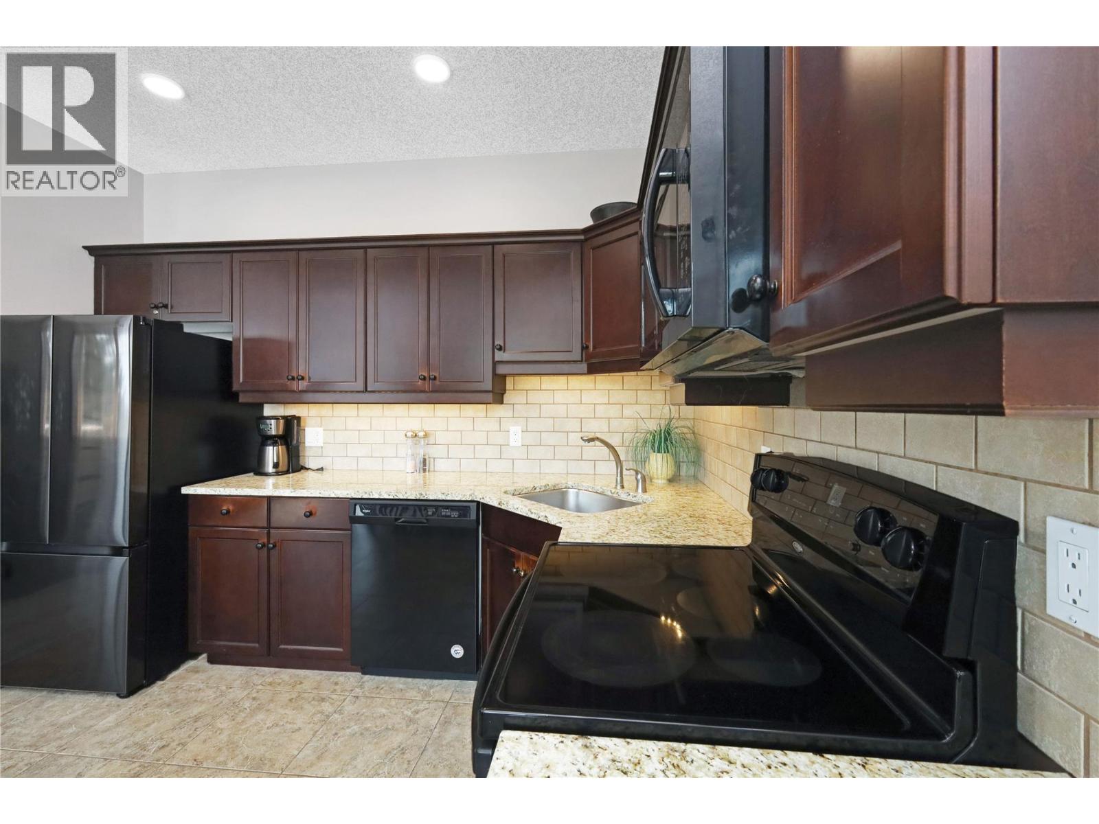 500 Bighorn Boulevard Unit# 532 B, Radium Hot Springs, British Columbia V0A 1M0 - Photo 24 - 10365046