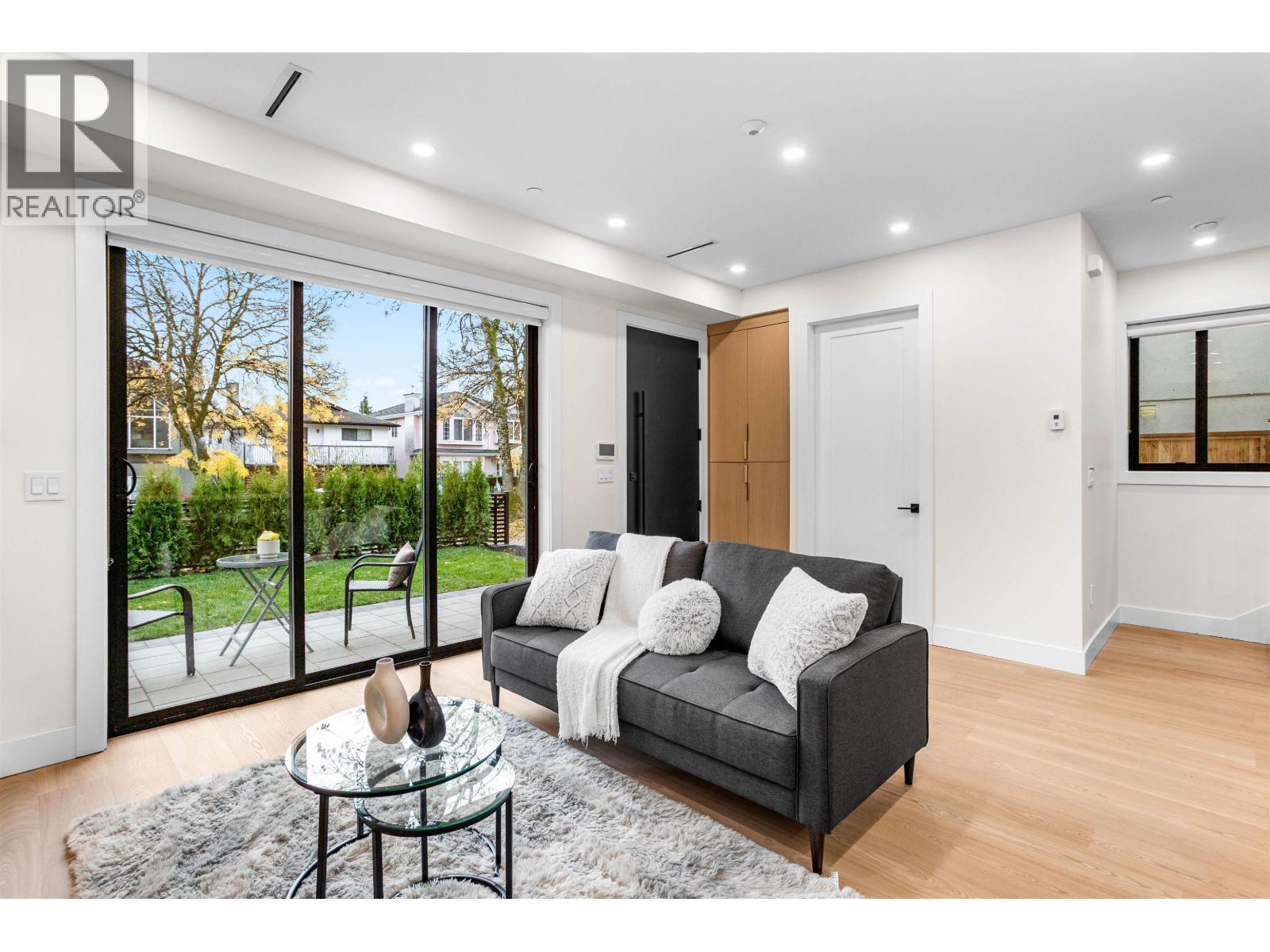 1 3429 Napier Street, Vancouver, British Columbia  V5K 2X5 - Photo 6 - R3066458