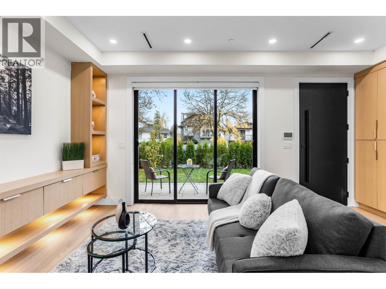 1 3429 Napier Street, Vancouver, British Columbia  V5K 2X5 - Photo 7 - R3066458