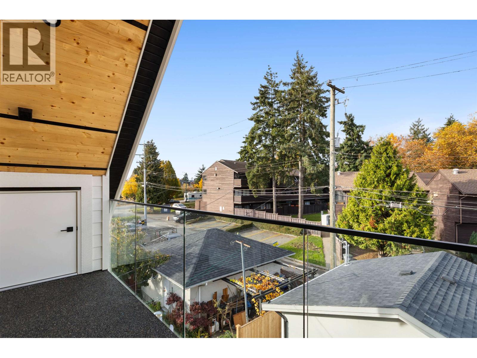 2 3429 Napier Street, Vancouver, British Columbia  V5K 2X5 - Photo 15 - R3066461