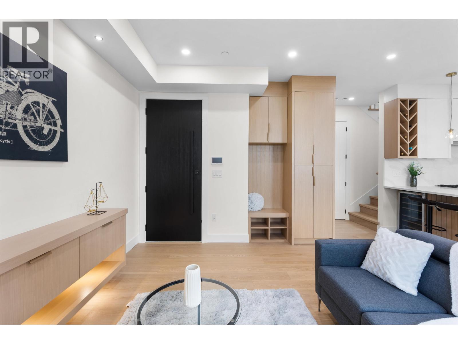 2 3429 Napier Street, Vancouver, British Columbia  V5K 2X5 - Photo 4 - R3066461