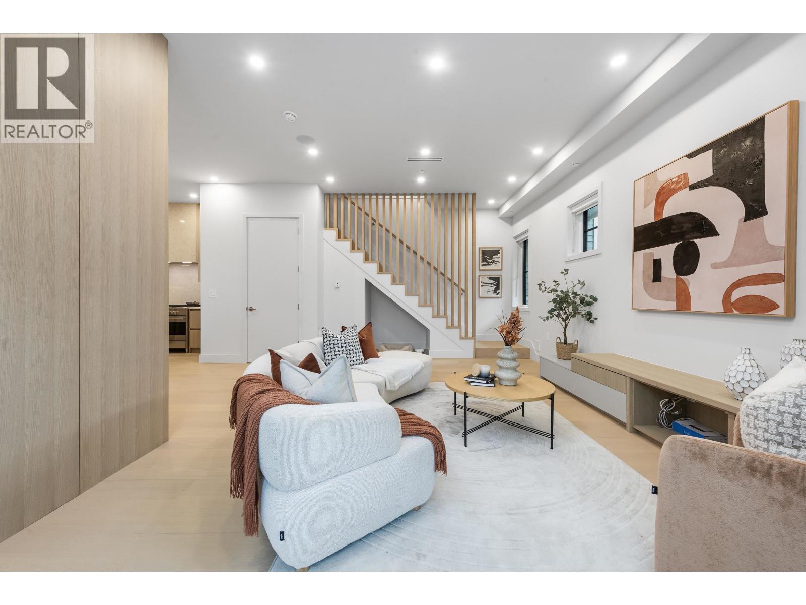 2136 E 10th Avenue, Vancouver, British Columbia  V5N 1Y1 - Photo 8 - R3066467