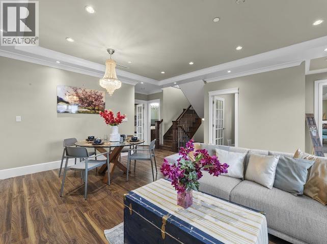 455 E 60th Avenue, Vancouver, British Columbia  V5X 2A1 - Photo 2 - R3066455