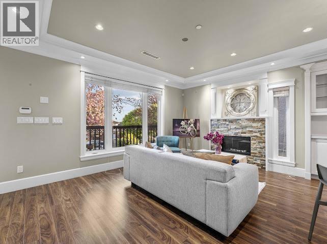 455 E 60th Avenue, Vancouver, British Columbia  V5X 2A1 - Photo 4 - R3066455