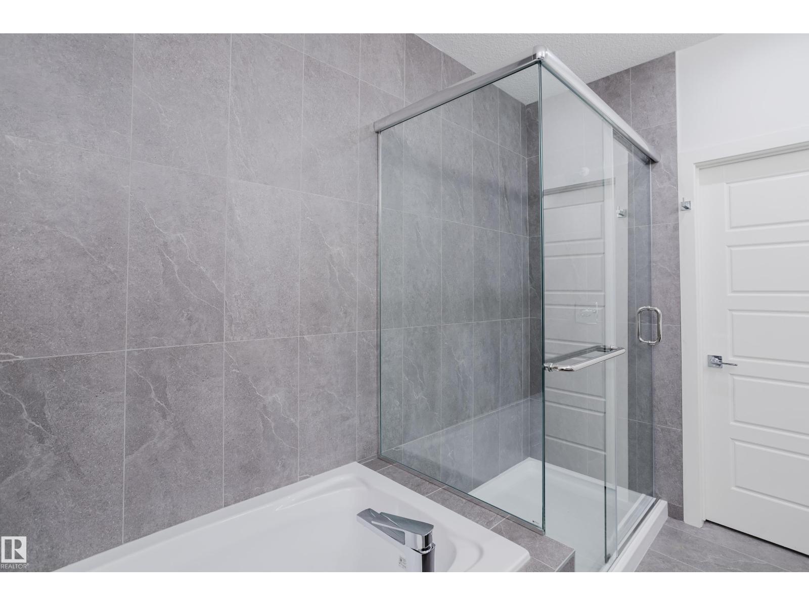 132 Mitchell Bn, Leduc, Alberta  T9E 1T5 - Photo 35 - E4463512