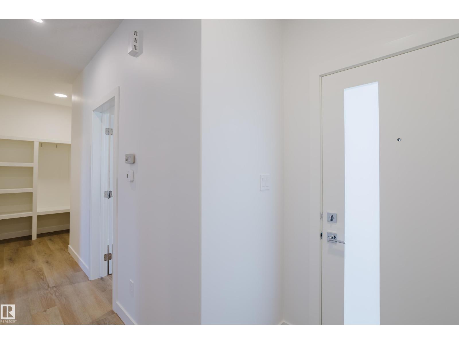 132 Mitchell Bn, Leduc, Alberta  T9E 1T5 - Photo 5 - E4463512