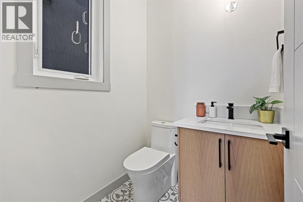 4627 84 Street Nw, Calgary, Alberta  T3B 2R4 - Photo 21 - A2260045