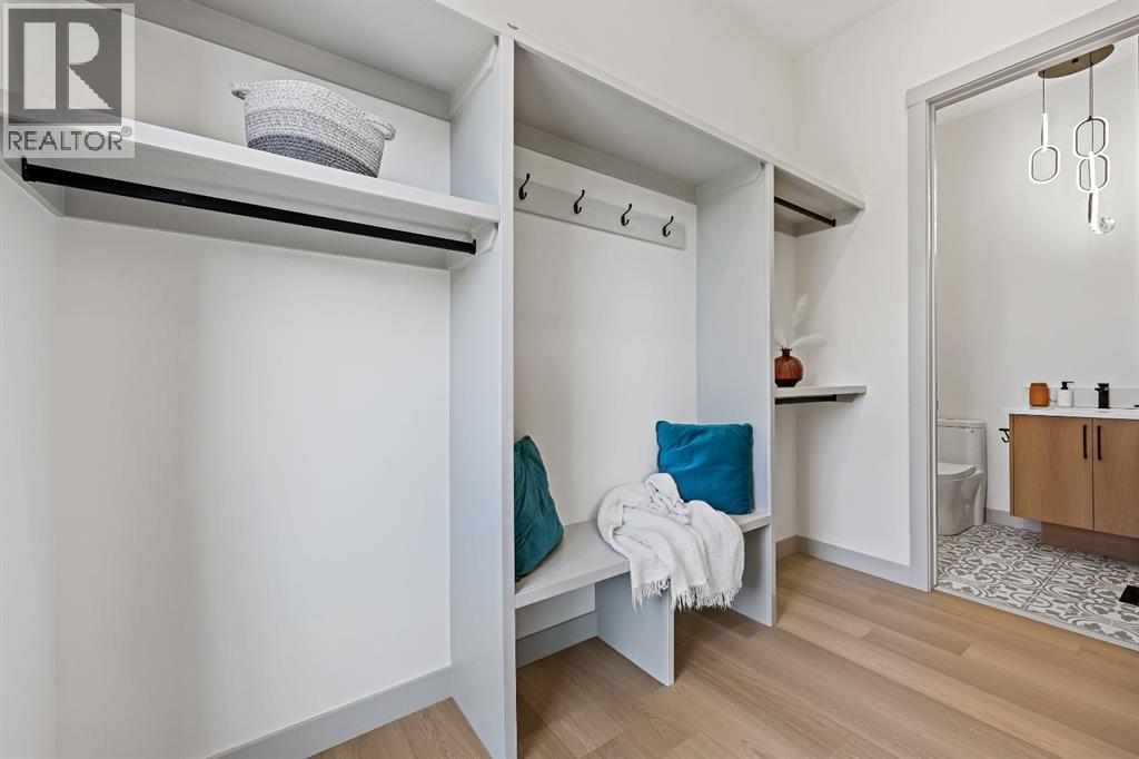 4627 84 Street Nw, Calgary, Alberta  T3B 2R4 - Photo 20 - A2260045