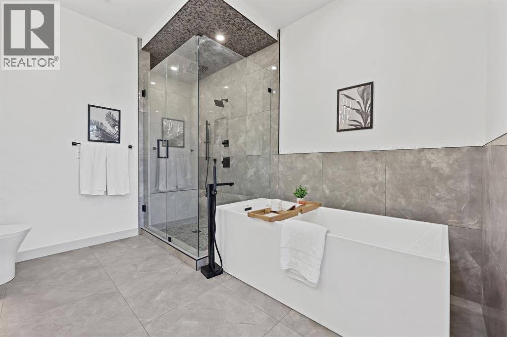 4627 84 Street Nw, Calgary, Alberta  T3B 2R4 - Photo 30 - A2260045