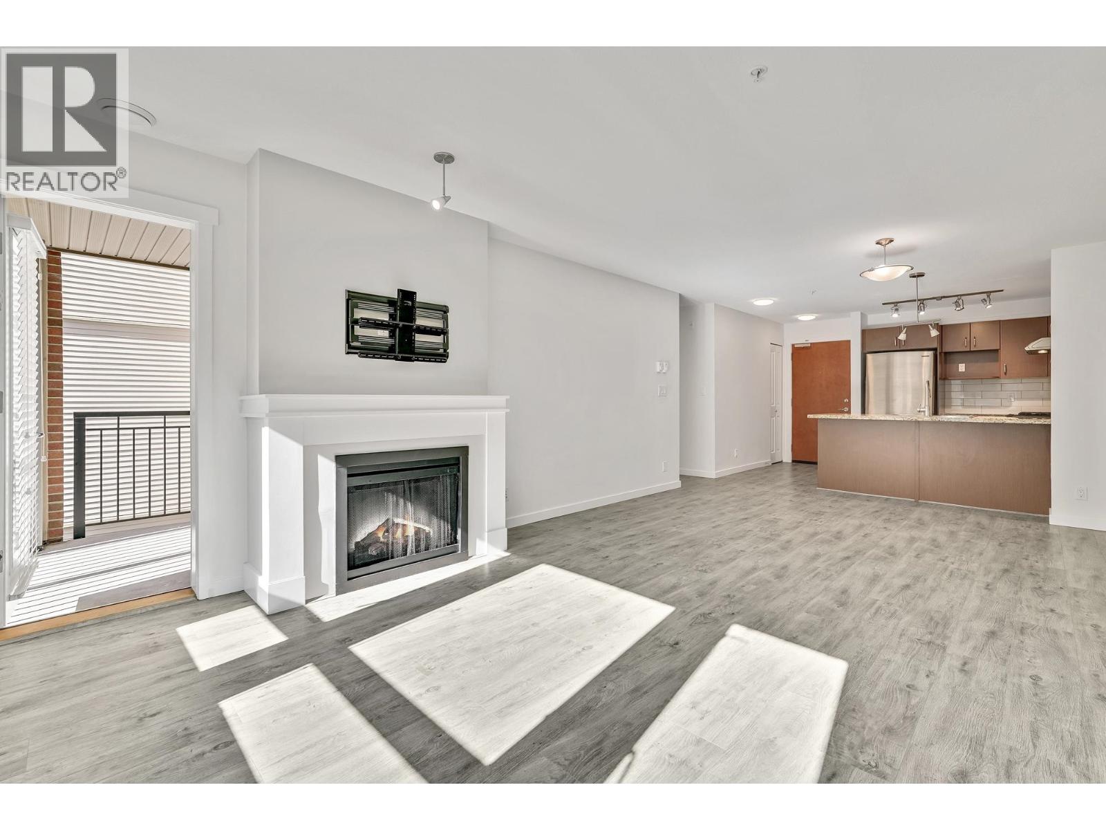 204 3097 Lincoln Avenue, Coquitlam, British Columbia  V3B 0E3 - Photo 9 - R3066450