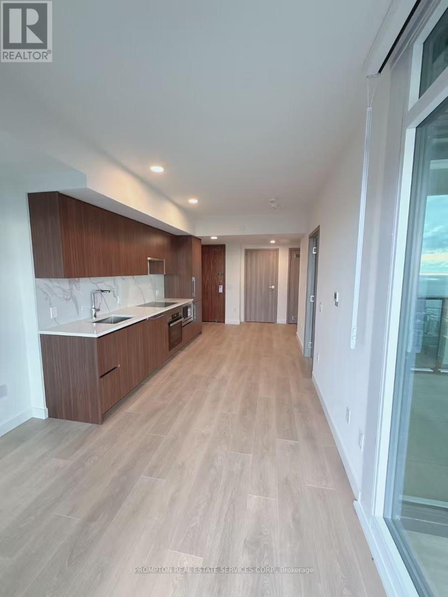 5812 - 3 Concord Cityplace Way, Toronto, Ontario  M5V 0X4 - Photo 14 - C12531248