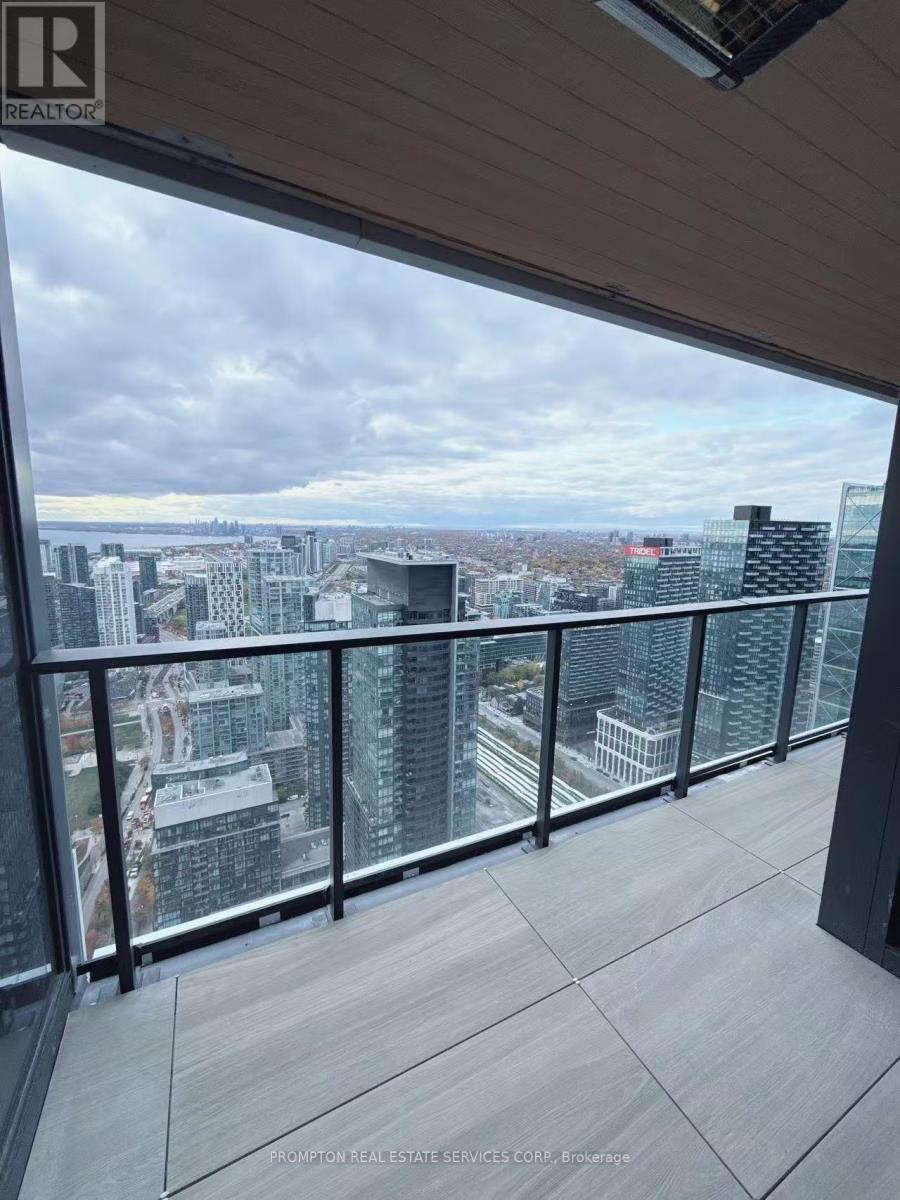 5812 - 3 Concord Cityplace Way, Toronto, Ontario  M5V 0X4 - Photo 15 - C12531248