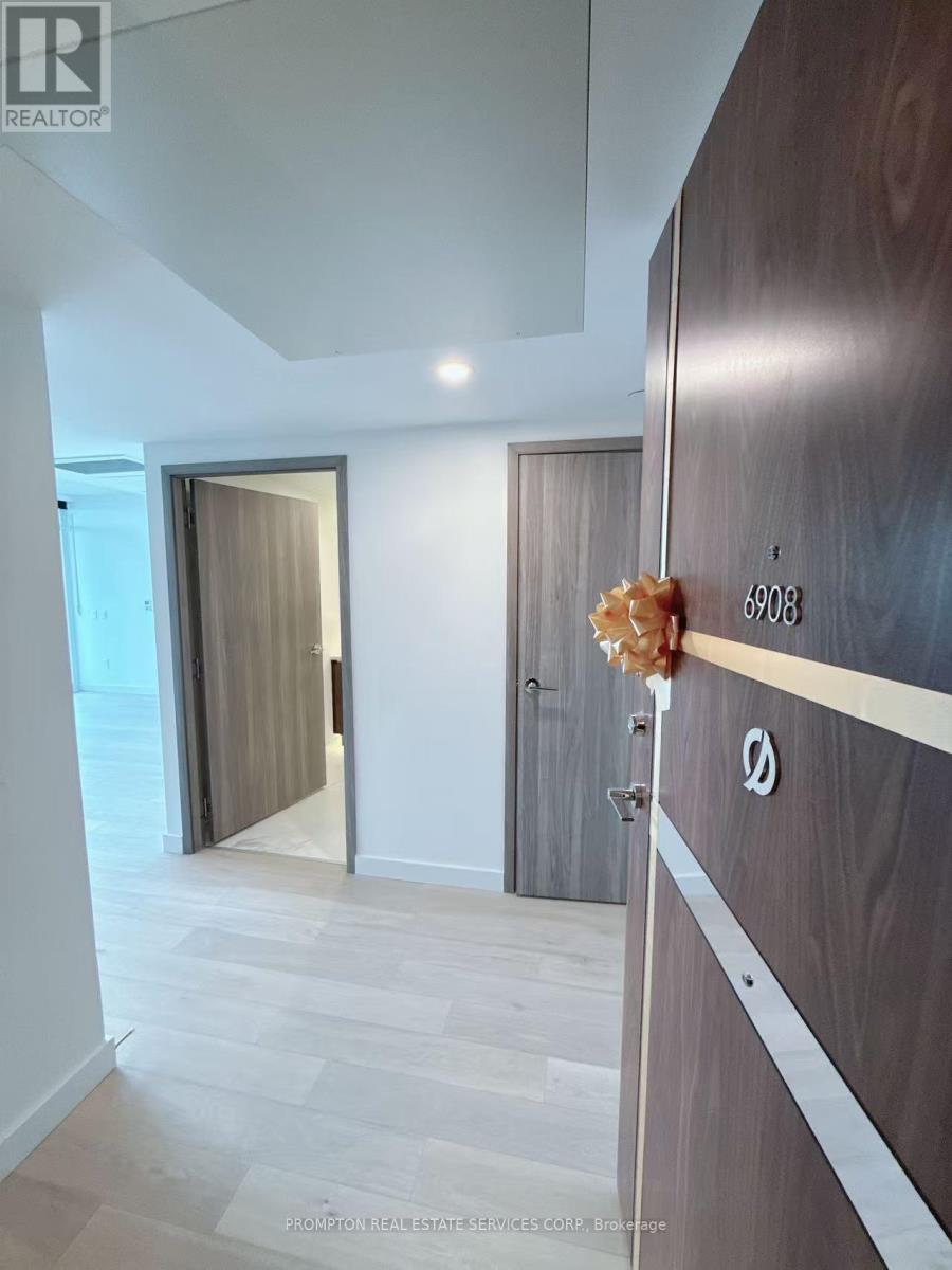 6908 - 3 Concord Cityplace Way, Toronto, Ontario  M5V 0X4 - Photo 11 - C12531270