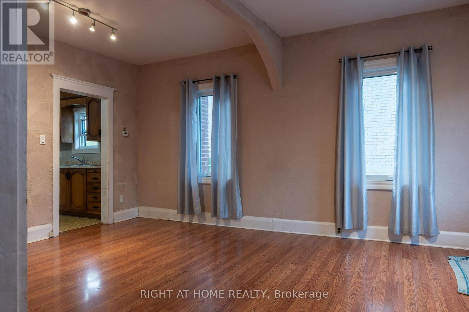 22 Westmount Street, Oshawa, Ontario  L1J 4W9 - Photo 7 - E12531262