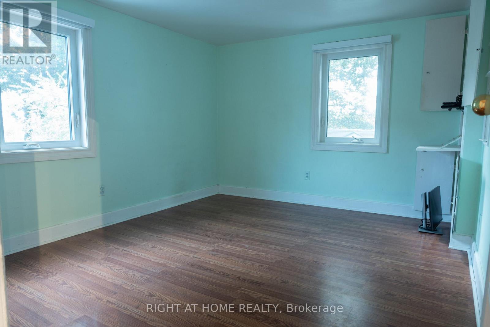 22 Westmount Street, Oshawa, Ontario  L1J 4W9 - Photo 8 - E12531262