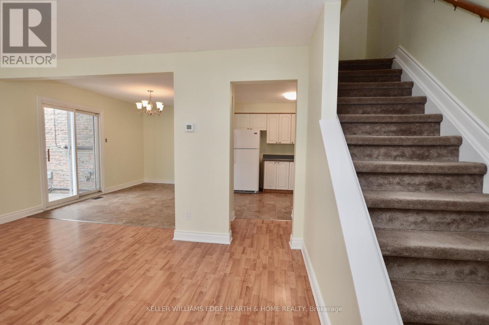 2 - 977 Francis Road, Burlington, Ontario  L7T 3Z1 - Photo 11 - W12531244