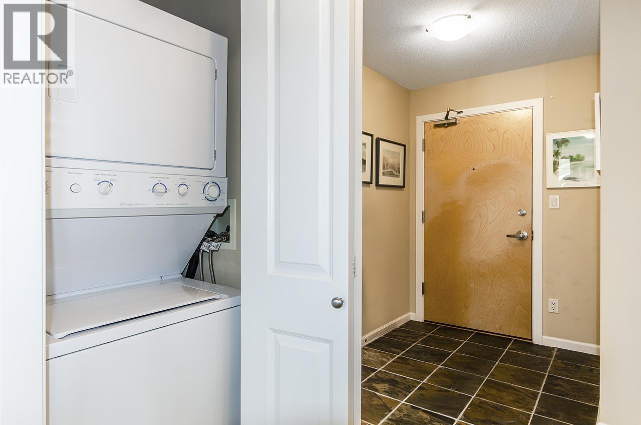 701 235 Guildford Way, Port Moody, British Columbia  V3H 5L8 - Photo 17 - R3066452