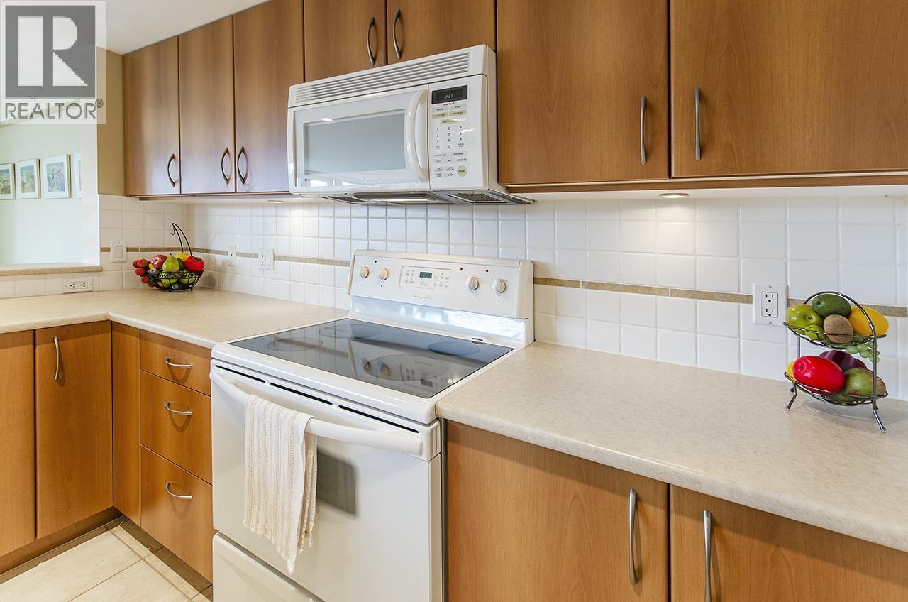 701 235 Guildford Way, Port Moody, British Columbia  V3H 5L8 - Photo 11 - R3066452