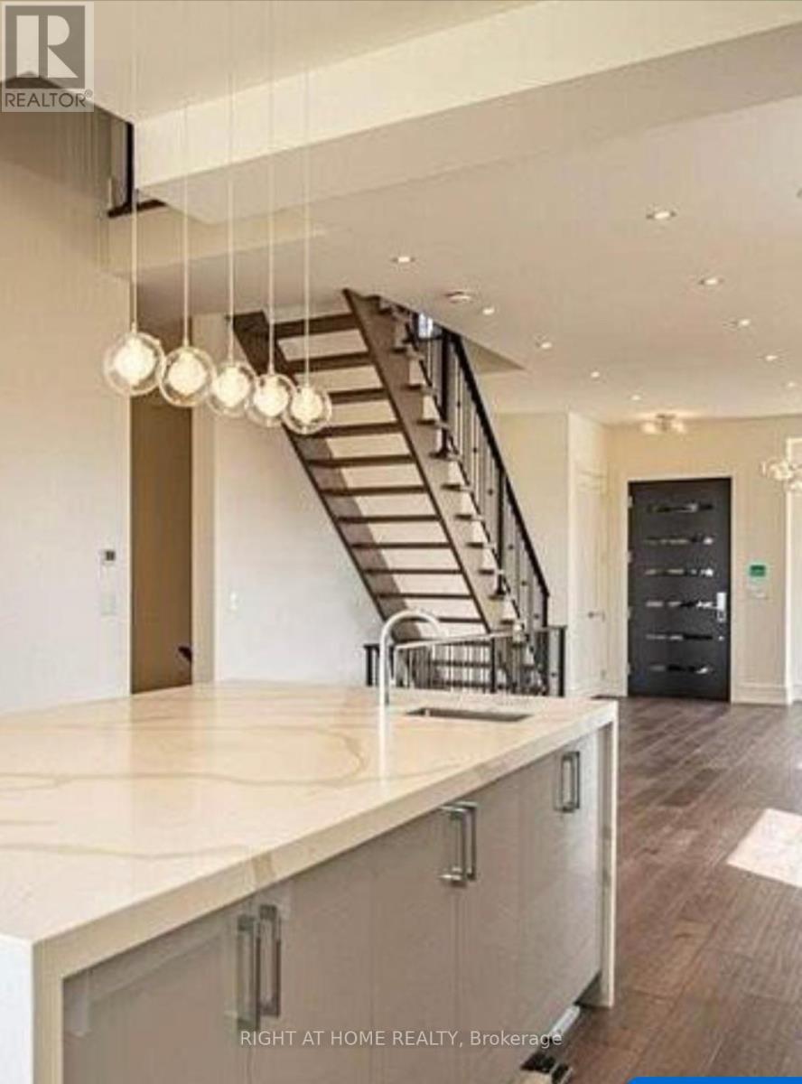 33 Cartwright Avenue W, Toronto, Ontario  M6A 1T8 - Photo 3 - W12531274