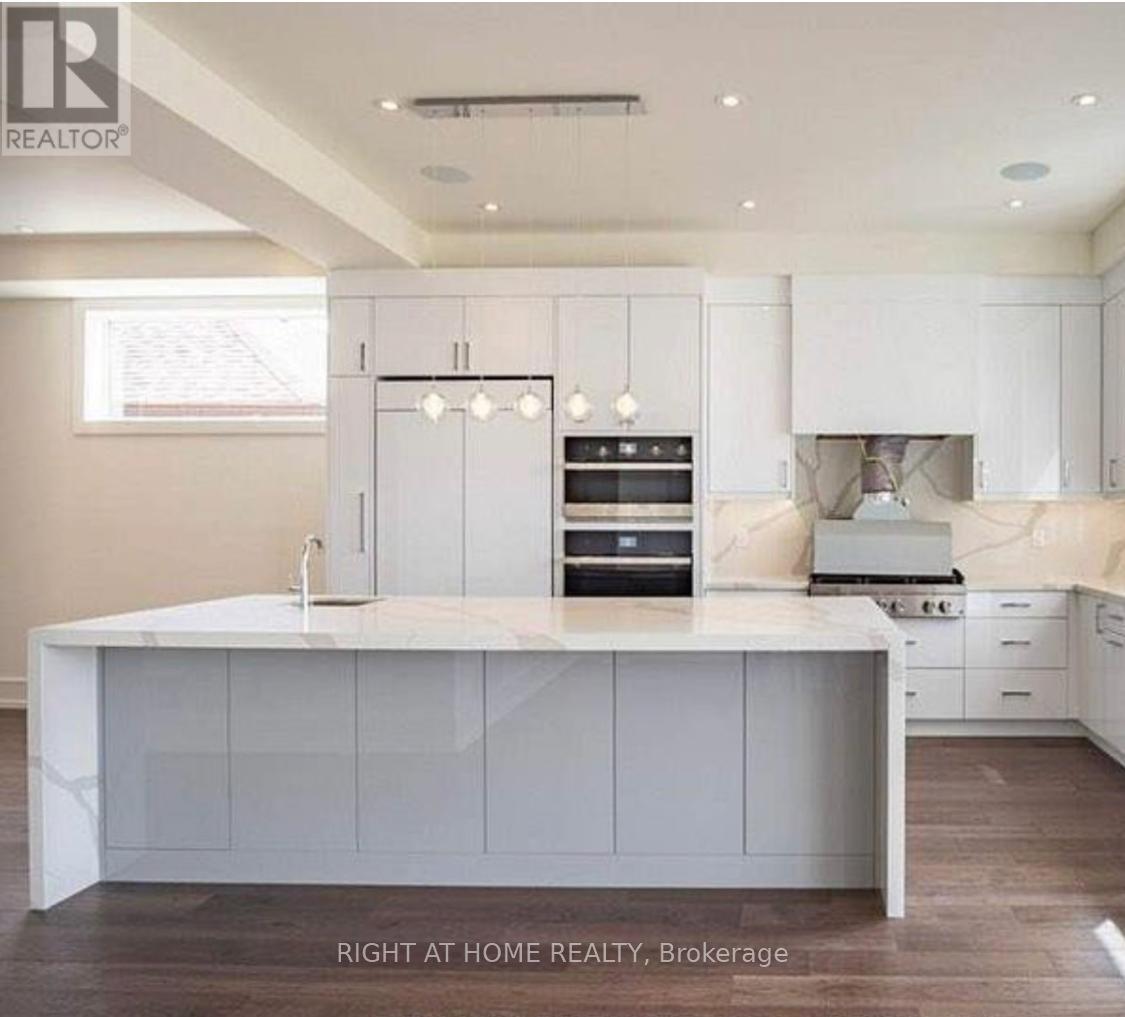 33 Cartwright Avenue W, Toronto, Ontario  M6A 1T8 - Photo 4 - W12531274