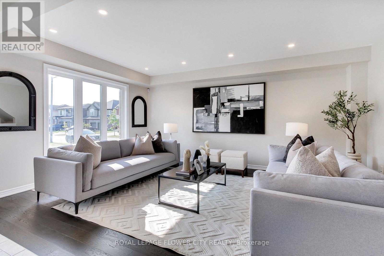 28 Wilkerson Street, Thorold, Ontario  L2V 0G4 - Photo 13 - X12531242