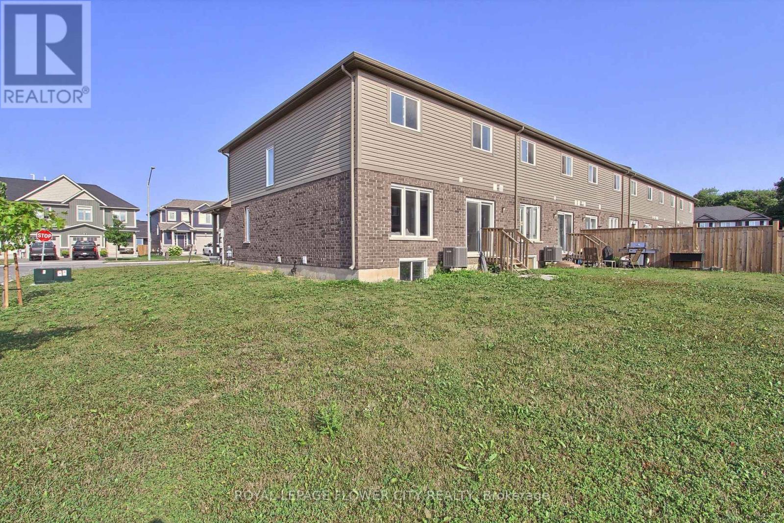 28 Wilkerson Street, Thorold, Ontario  L2V 0G4 - Photo 39 - X12531242