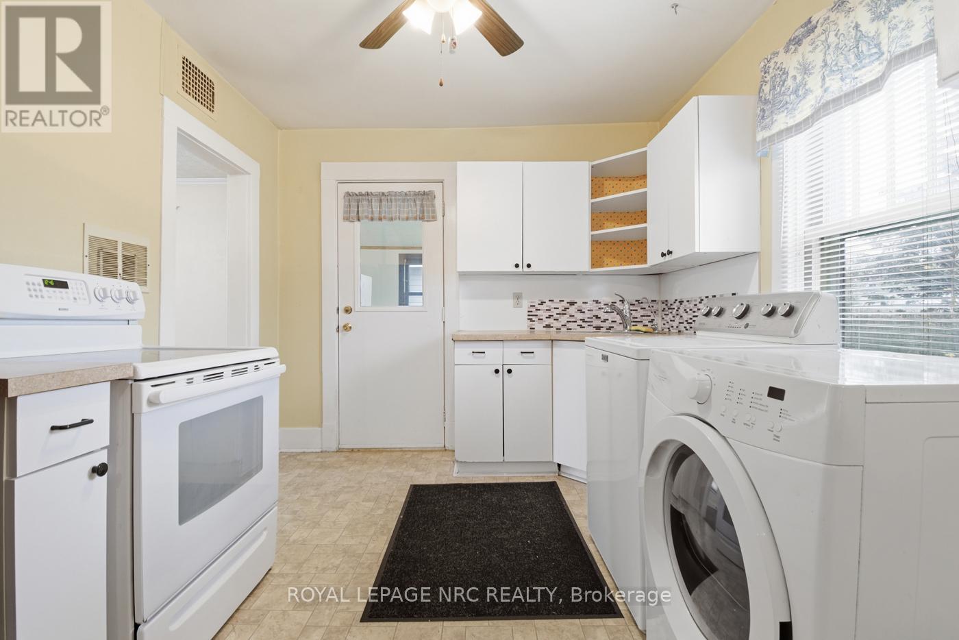 103 Main Street E, Port Colborne, Ontario  L3K 1S3 - Photo 13 - X12531322