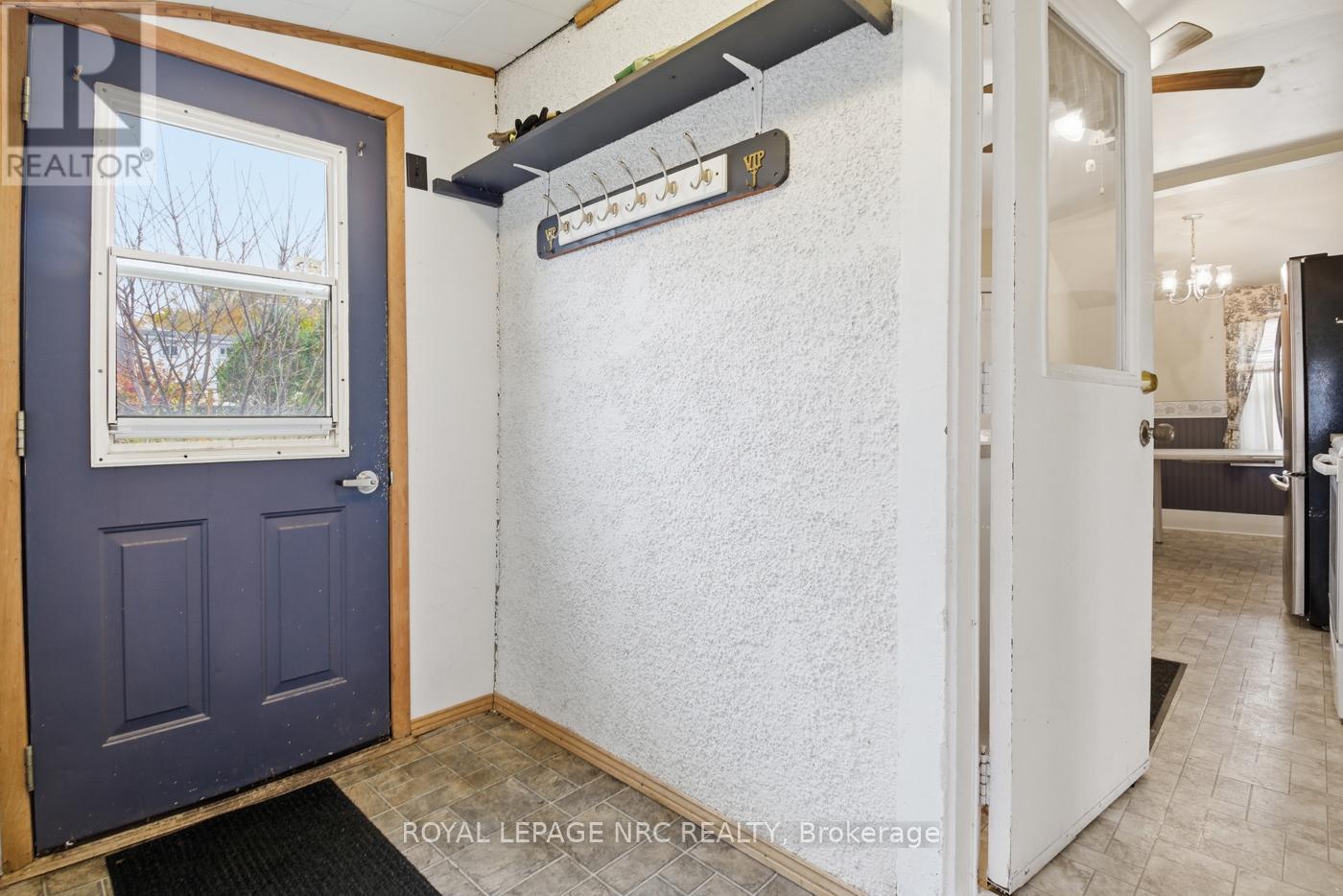 103 Main Street E, Port Colborne, Ontario  L3K 1S3 - Photo 14 - X12531322