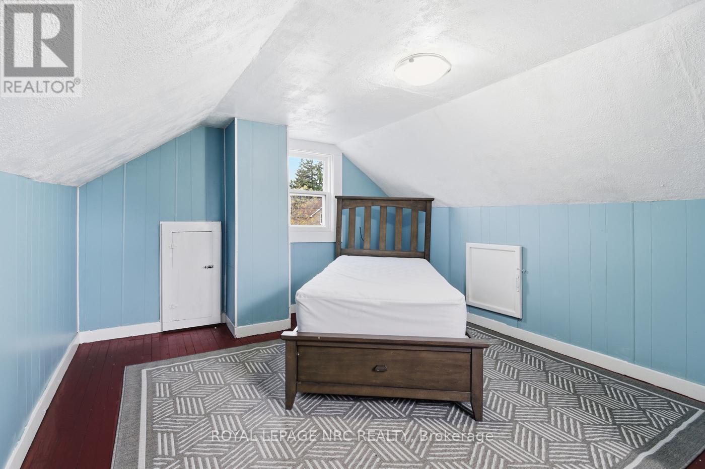 103 Main Street E, Port Colborne, Ontario  L3K 1S3 - Photo 17 - X12531322