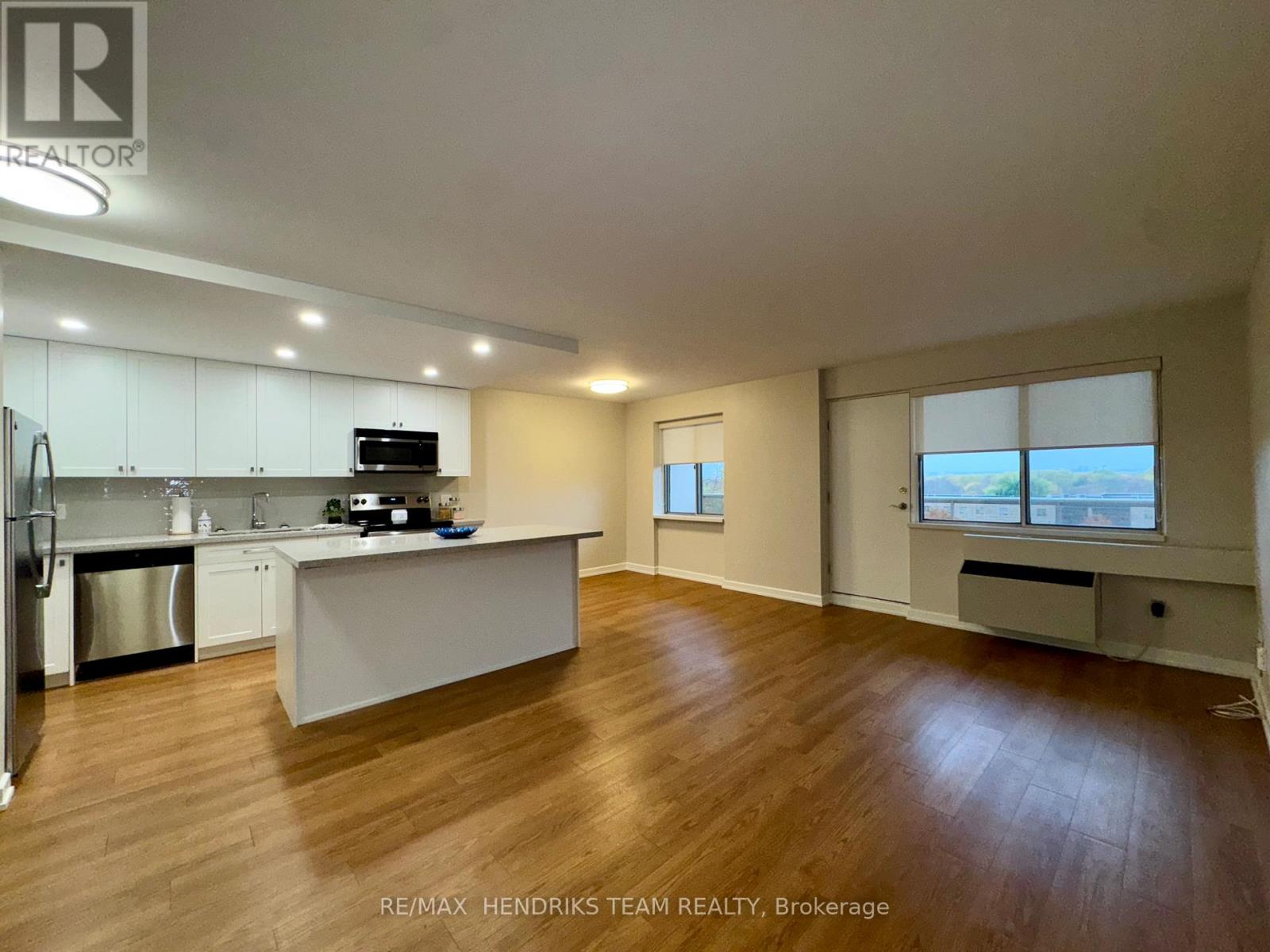 608 - 608 Lake Street, St. Catharines, Ontario  L2N 5S9 - Photo 10 - X12531326