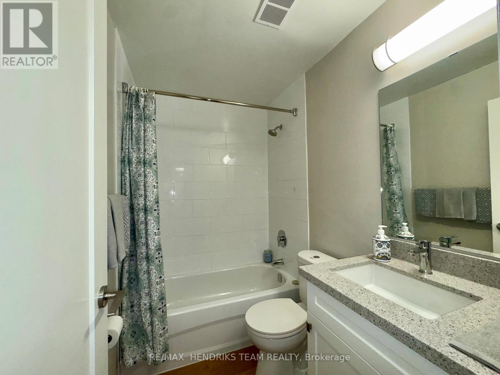 608 - 608 Lake Street, St. Catharines, Ontario  L2N 5S9 - Photo 16 - X12531326