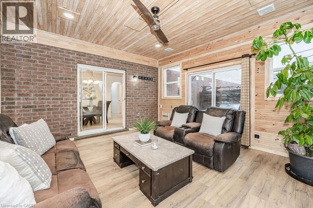 61 Schueller Street, Kitchener, Ontario  N2K 3W2 - Photo 16 - 40785408