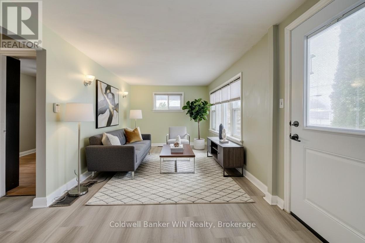 383 Wellington Street E, Wellington North, Ontario  N0G 2L2 - Photo 15 - X12531318