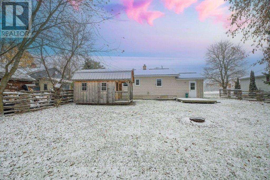 383 Wellington Street E, Wellington North, Ontario  N0G 2L2 - Photo 29 - X12531318