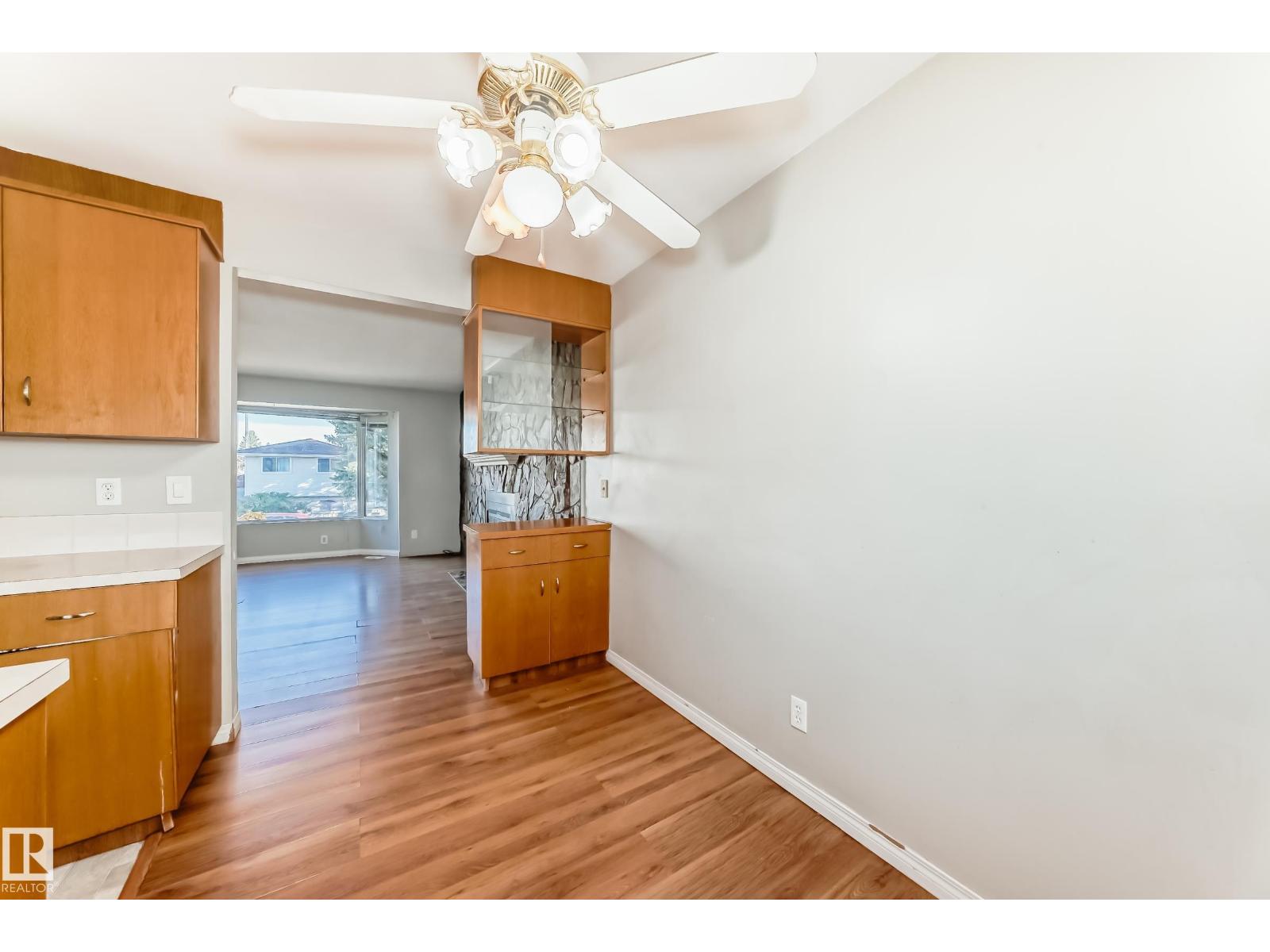 14112 59 St Nw Nw, Edmonton, Alberta  T5A 1P1 - Photo 11 - E4464443