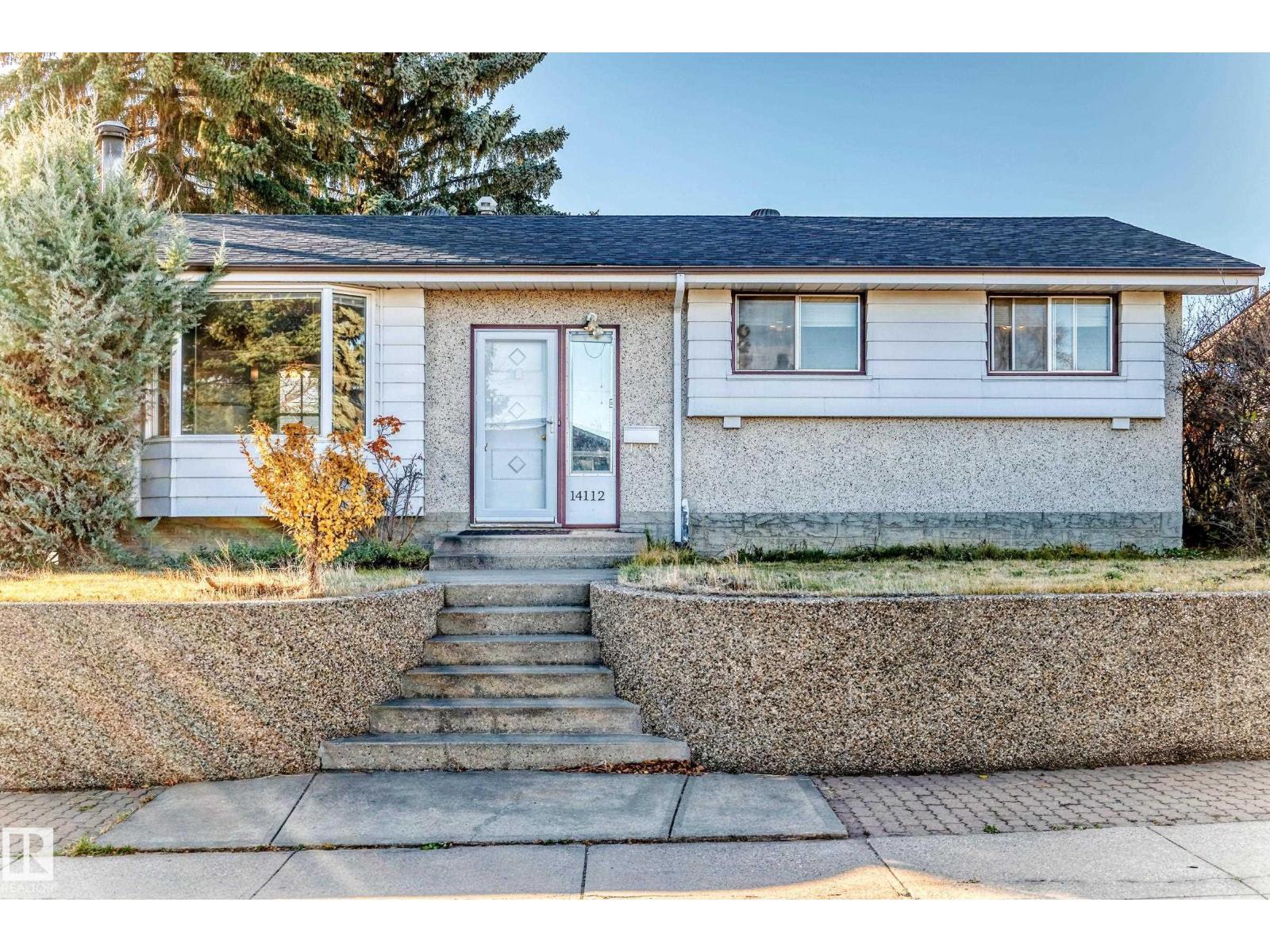 14112 59 ST NW NW, Edmonton, Alberta