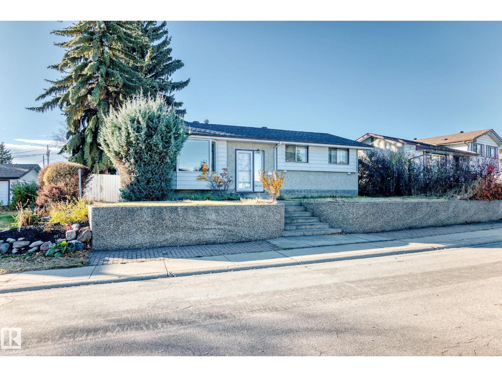 14112 59 St Nw Nw, Edmonton, Alberta  T5A 1P1 - Photo 2 - E4464443