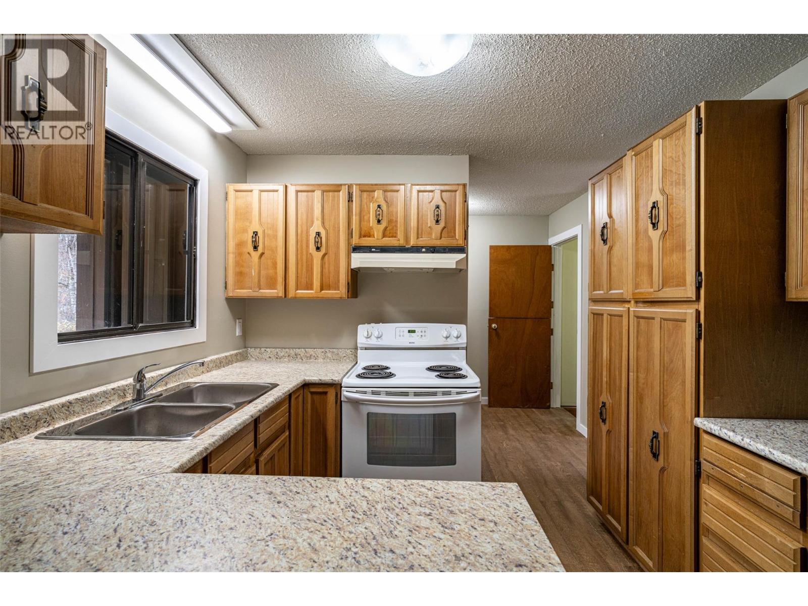 4358 Chamberlain Road, Spallumcheen, British Columbia  V4Y 0M1 - Photo 20 - 10368979