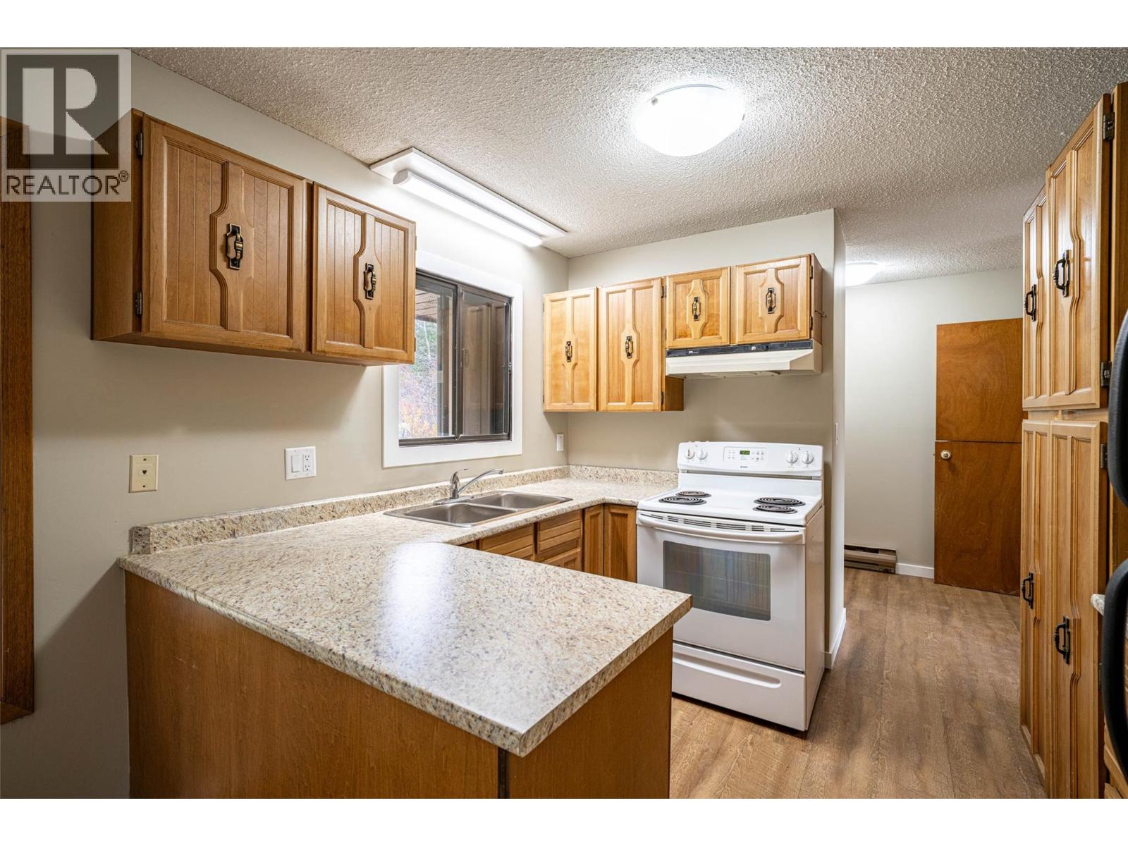 4358 Chamberlain Road, Spallumcheen, British Columbia  V4Y 0M1 - Photo 23 - 10368979