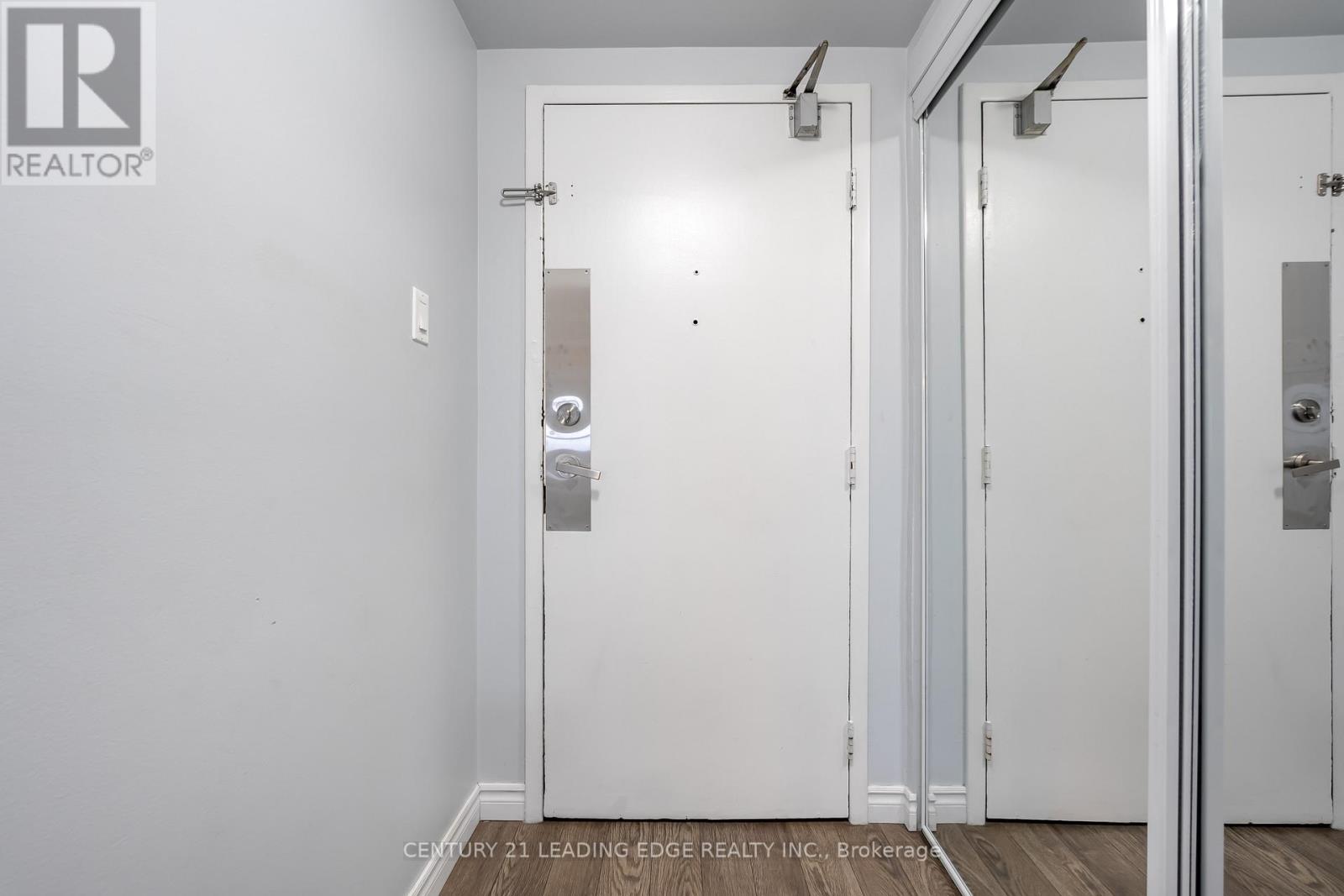 1506 - 45 Sunrise Avenue, Toronto, Ontario  M4A 2S3 - Photo 5 - C12531300