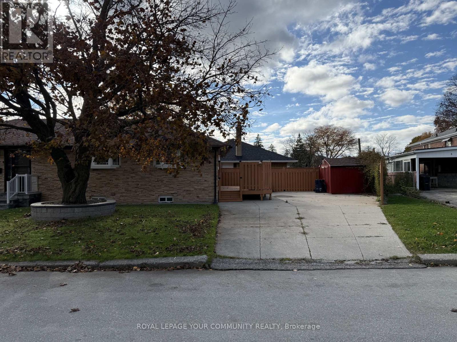 2 Mackinac Crescent, Toronto, Ontario  M1J 1P9 - Photo 2 - E12531314