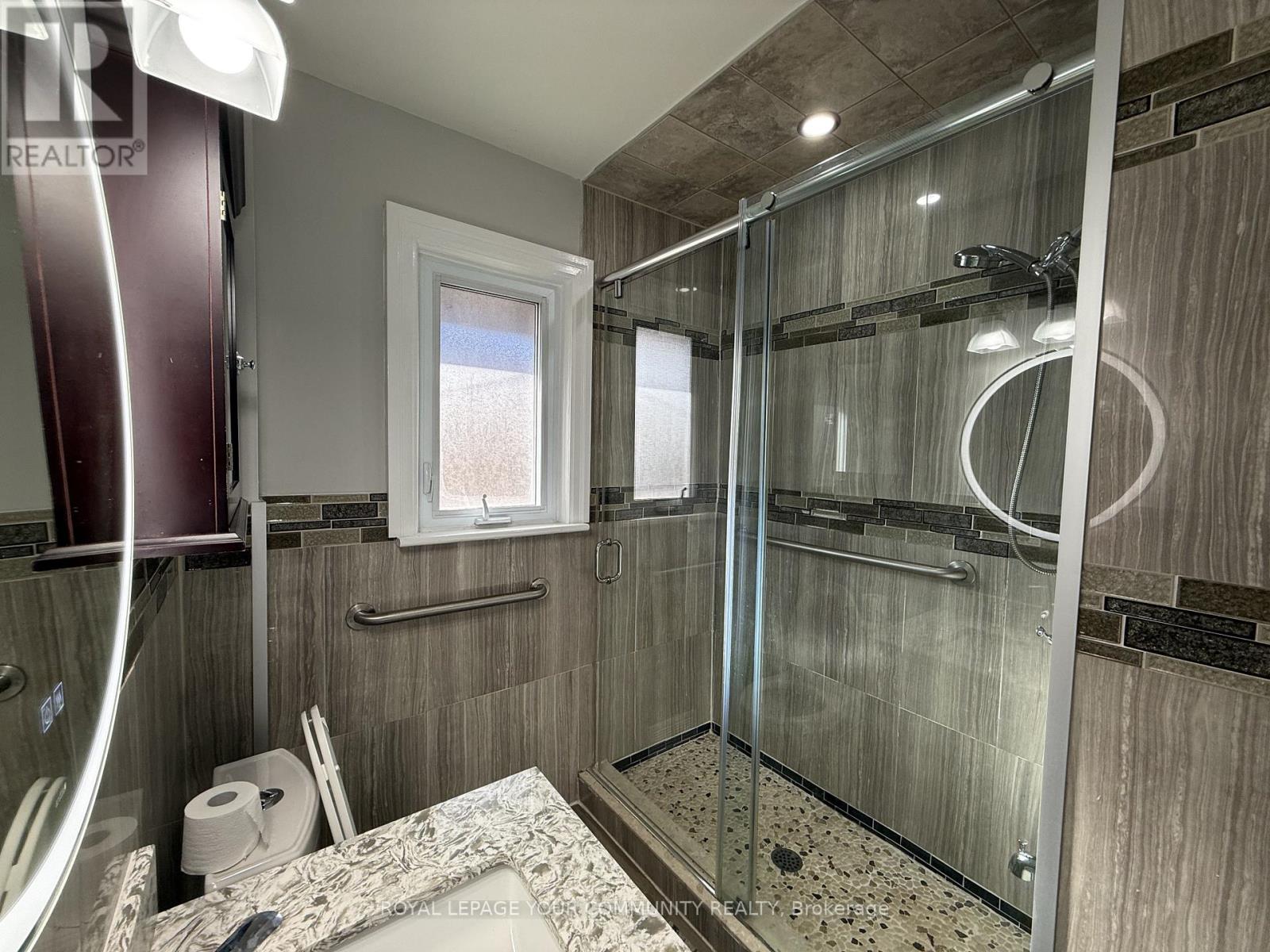 2 Mackinac Crescent, Toronto, Ontario  M1J 1P9 - Photo 22 - E12531314