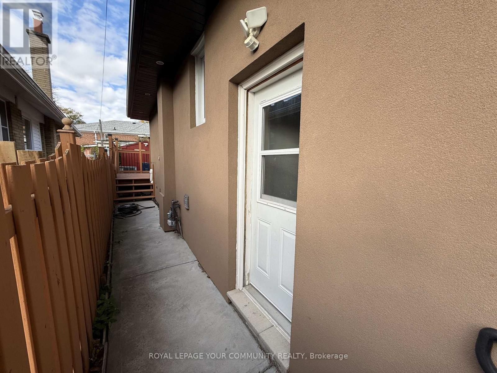 2 Mackinac Crescent, Toronto, Ontario  M1J 1P9 - Photo 9 - E12531314