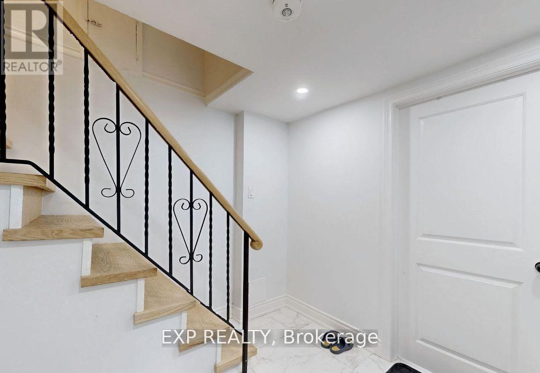 Bsmt - 45 Blaisdale Road, Toronto, Ontario  M1P 1V9 - Photo 2 - E12531328