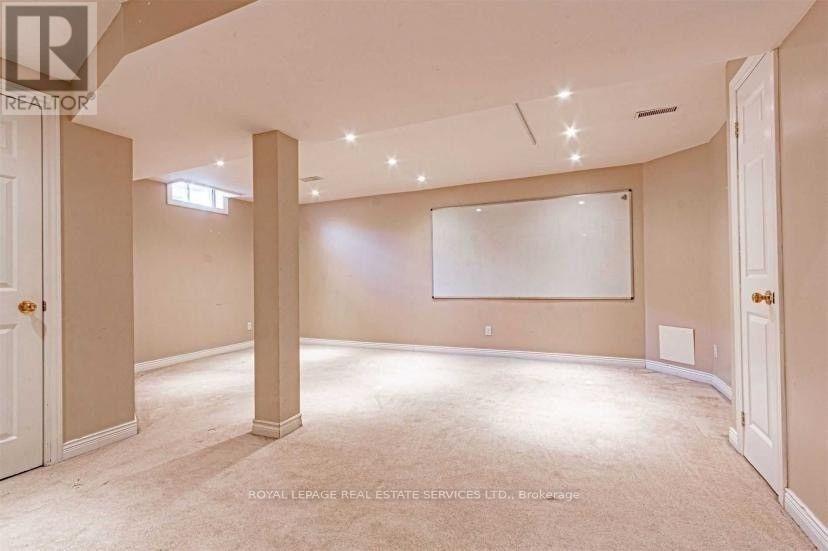 2220 Ridge Landing, Oakville, Ontario L6M 3L7 - Photo 18 - W12520400