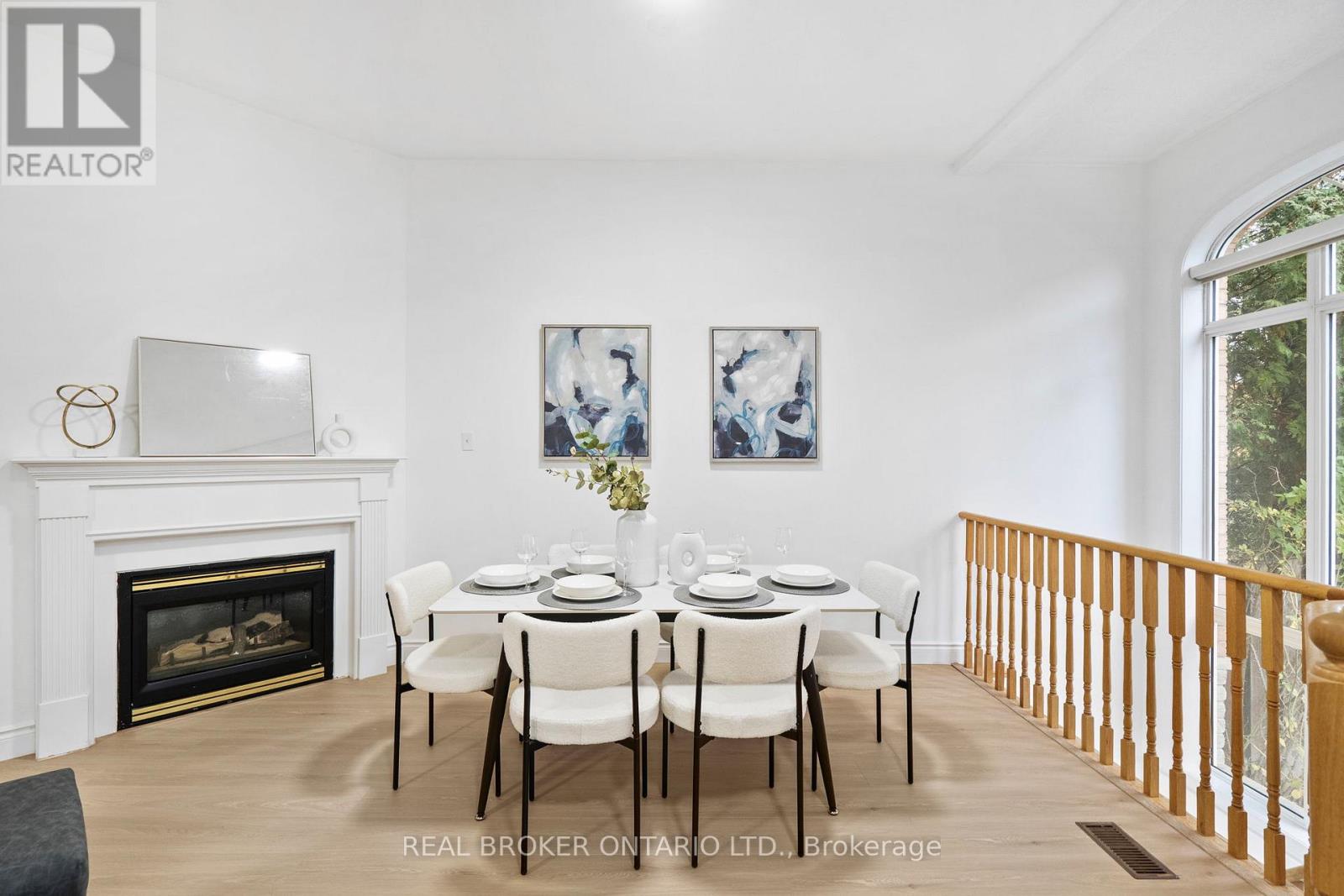 21 Spring Meadow Avenue, Markham, Ontario  L6B 1B5 - Photo 11 - N12531308