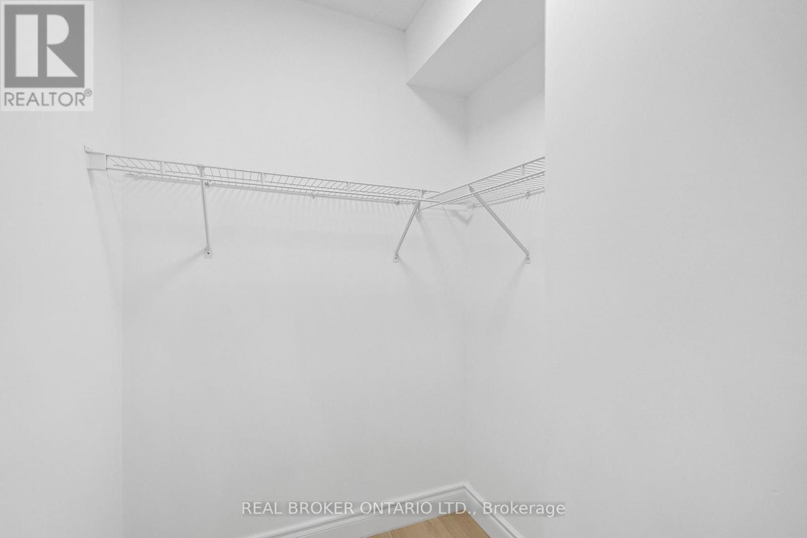 21 Spring Meadow Avenue, Markham, Ontario  L6B 1B5 - Photo 28 - N12531308