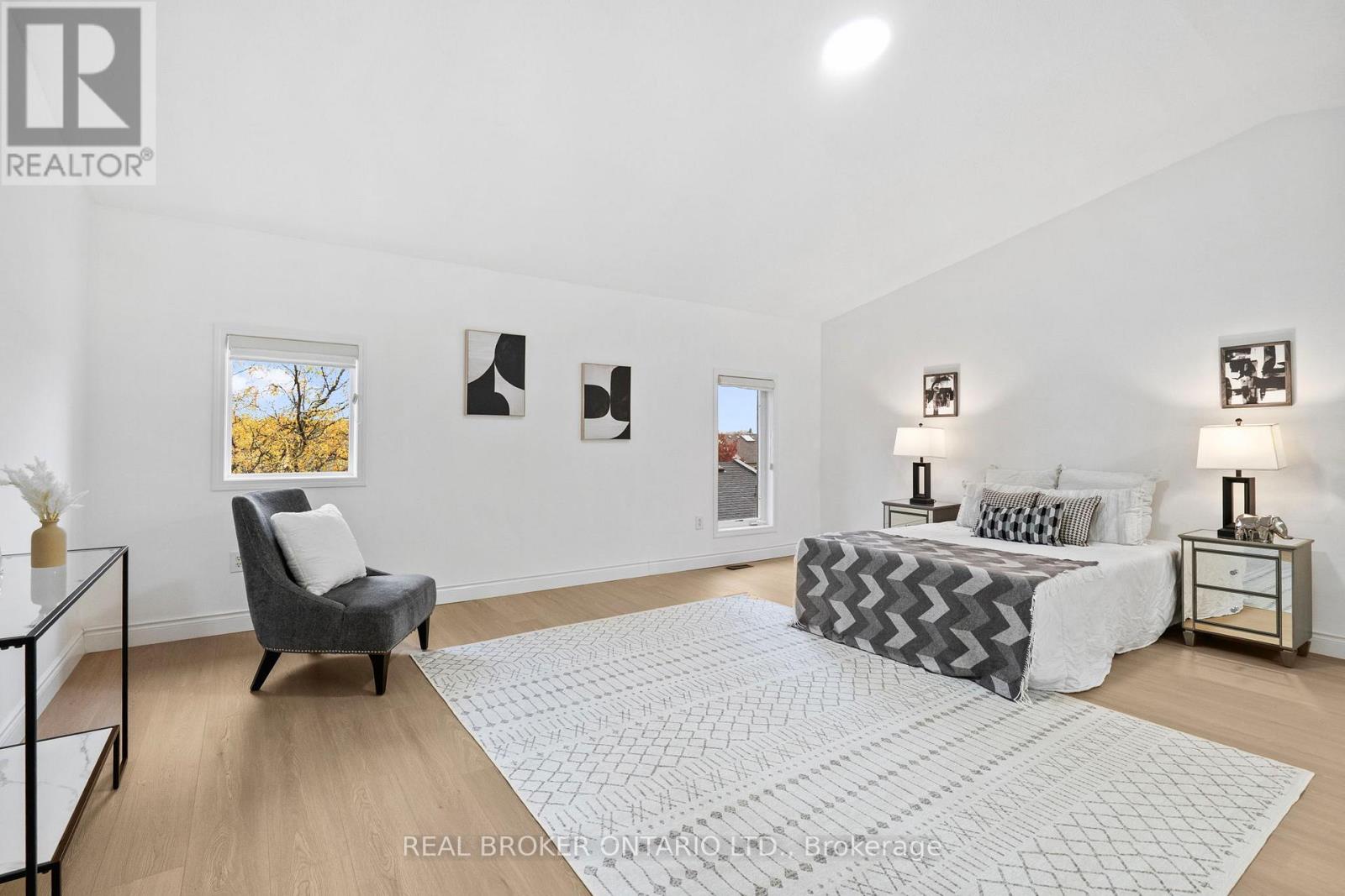 21 Spring Meadow Avenue, Markham, Ontario  L6B 1B5 - Photo 29 - N12531308